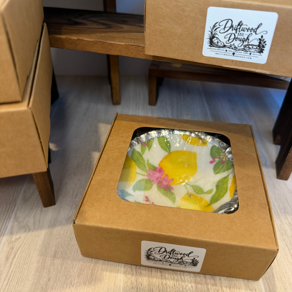Gilded Shell Trinket Dish + Display Stand